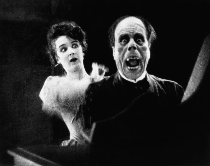 THE PHANTOM OF THE OPERA, Mary Philbin, Lon Chaney, 1925